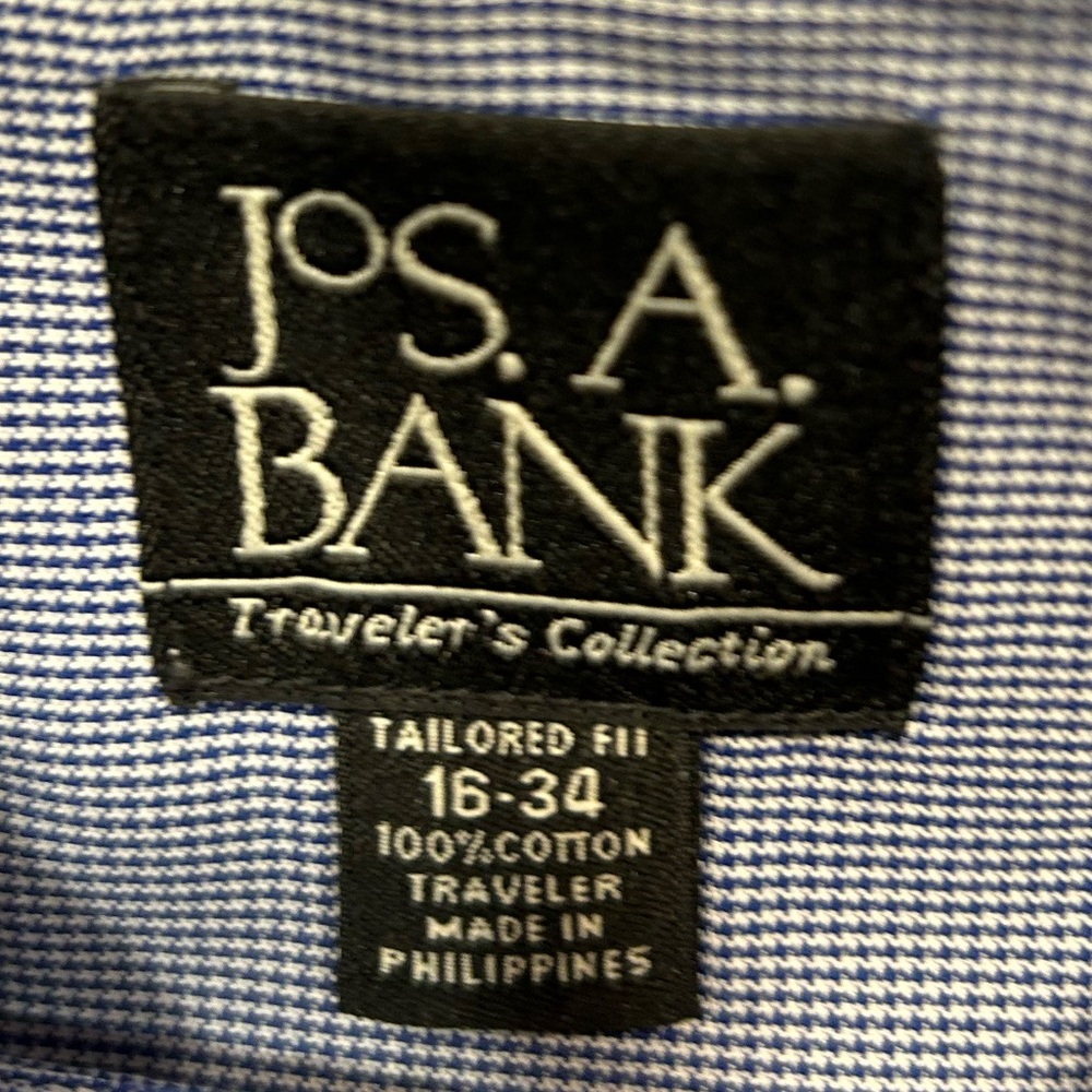 Jos. A. Banks Traveler’s Collection Men’s Dress Shirt - 
Size 16/34